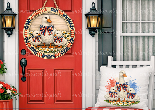 PATRIOTIC GOOSE DESIGN ROUND AND CLOCK