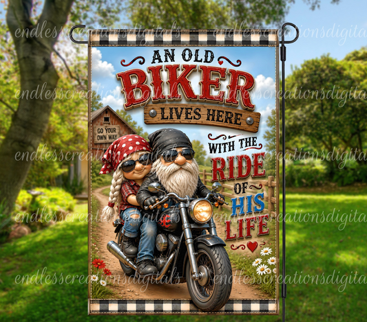 OLD BIKER LIVES HERE