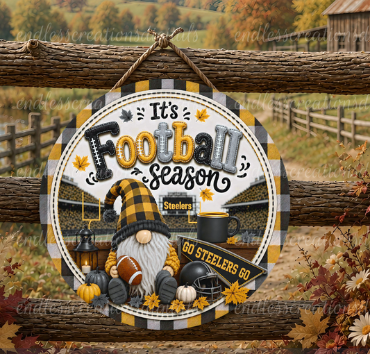 BLACK AND YELLOW GNOME FOOTBALL BUNDLE OF 2