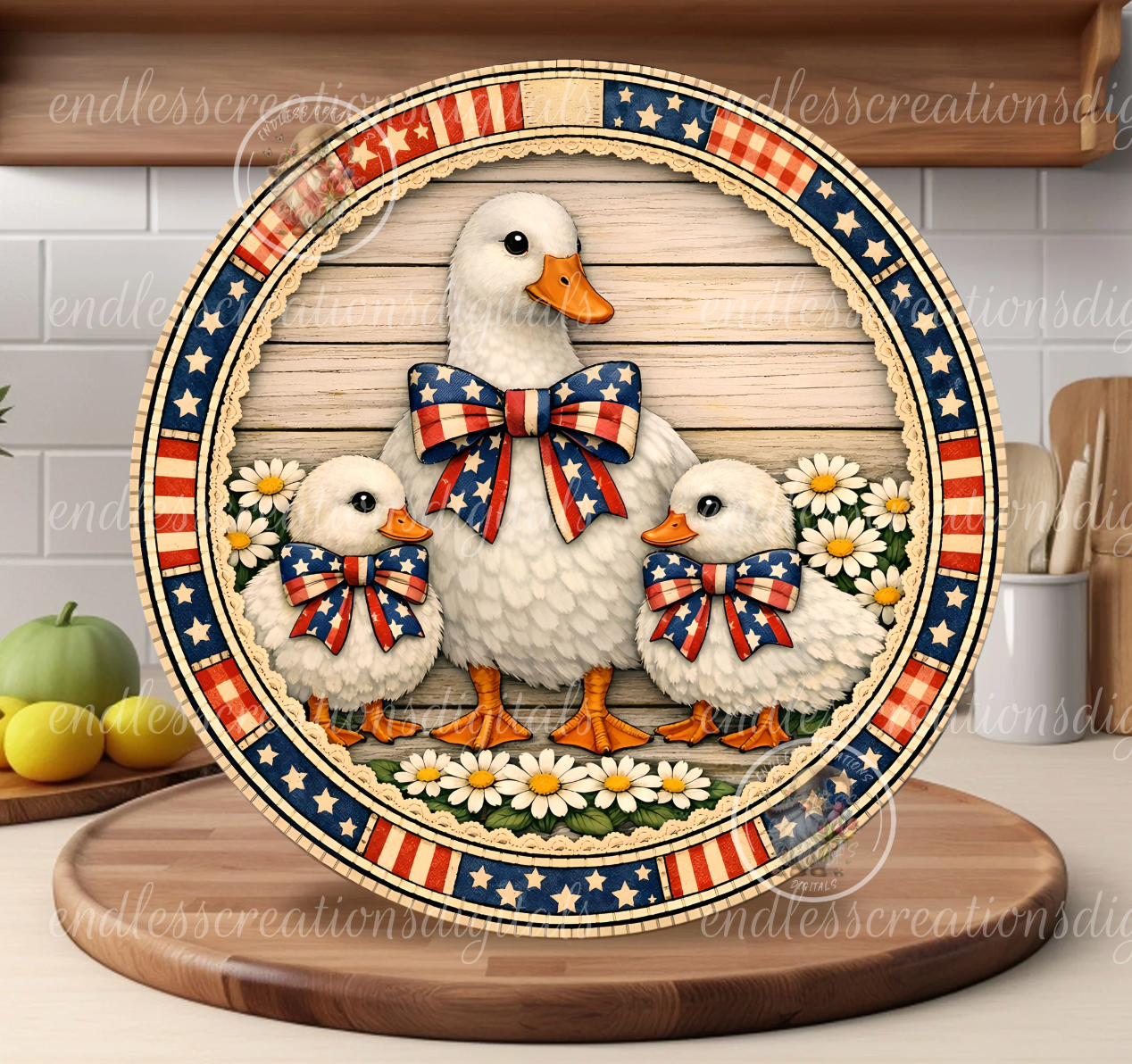 PATRIOTIC GOOSE DESIGN ROUND AND CLOCK