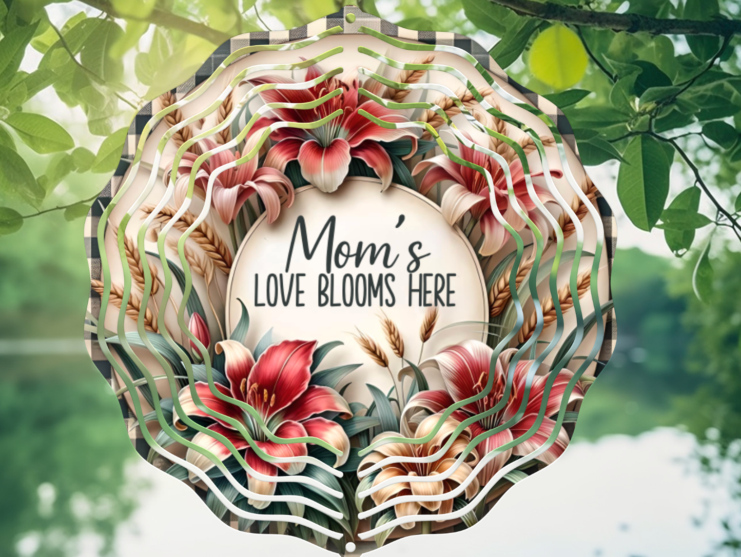MOM'S LOVE BLOOMS