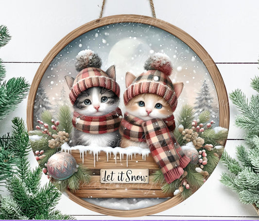 WINTER KITTENS ROUND