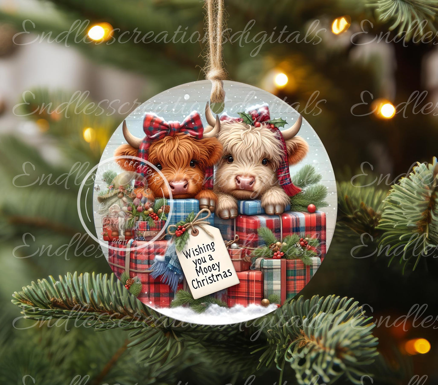 MOOEY HIGHLANDS ROUND  CHRISTMAS