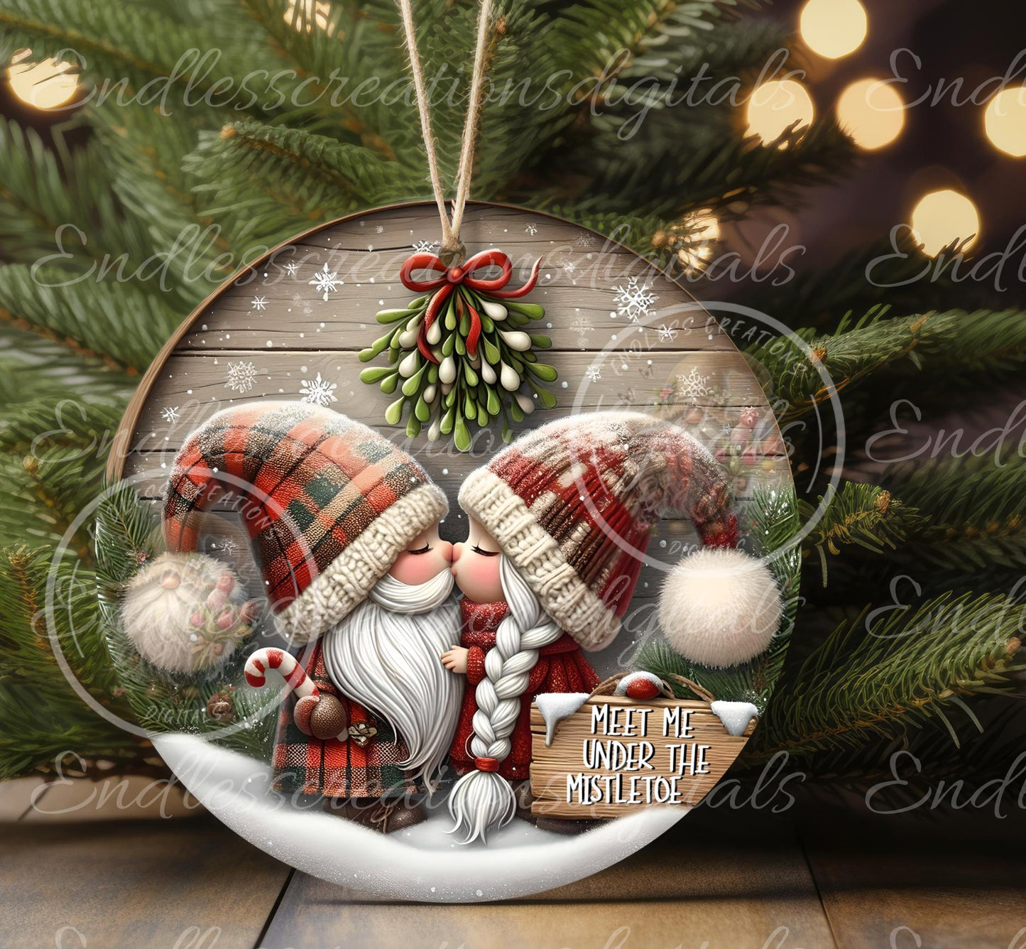 MISTLETOE GNOMES CHRISTMAS ORNAMENT/GIFT TAG